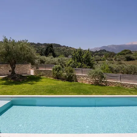 Petra Philippos Villa